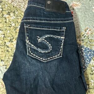 Silver Jeans Dark Blue Women's Capris
